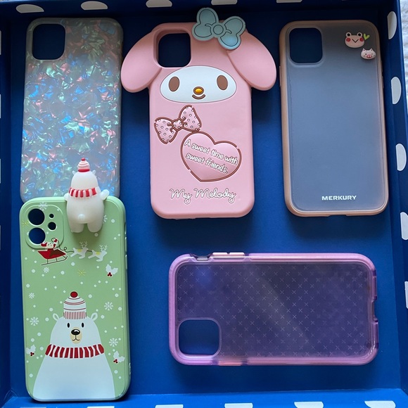 iPhone 11 Phone Case Bundle - Picture 1 of 1